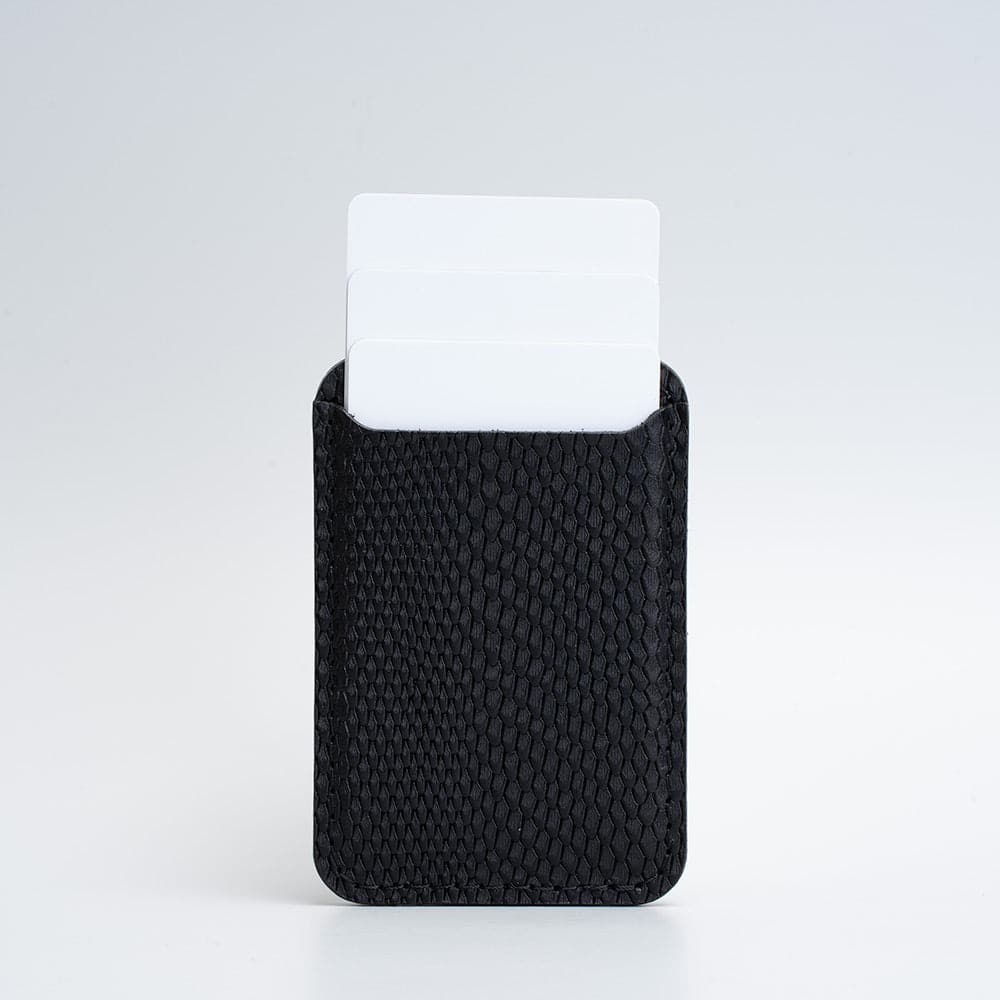 Leather Wallet with MagSafe - Embossed Snake Print | Fashion-Forward Accessory