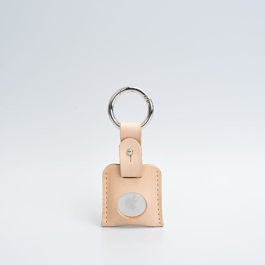 Premium Leather AirTag Keychain - Customizable and Handcrafted