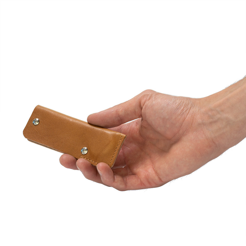 Leather AirTag Key Holder - The Minimalist | Organize Your Keys in Style
