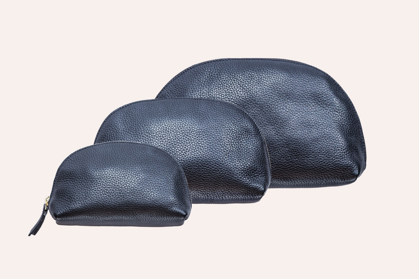 Travel Case Medium | Genuine Pebble Leather | Zipper Closure