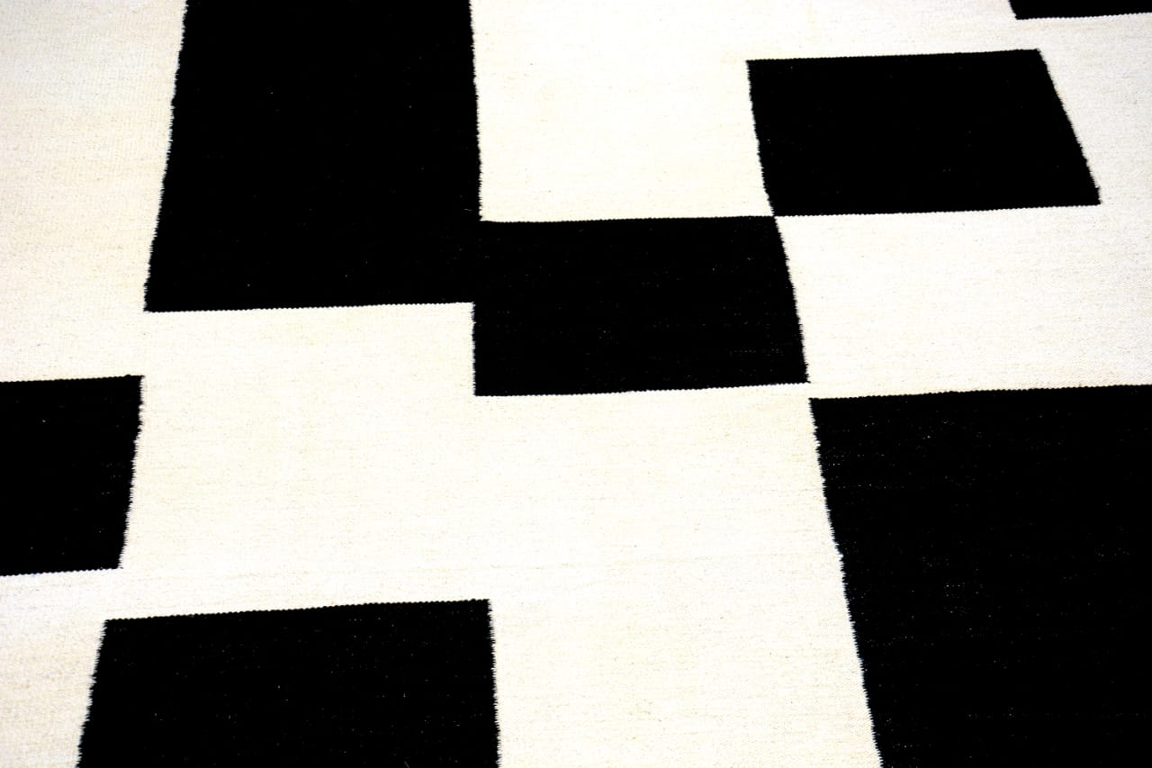 Handmade Black and White Kilim Rug | Woolen Carpet | Fybernots