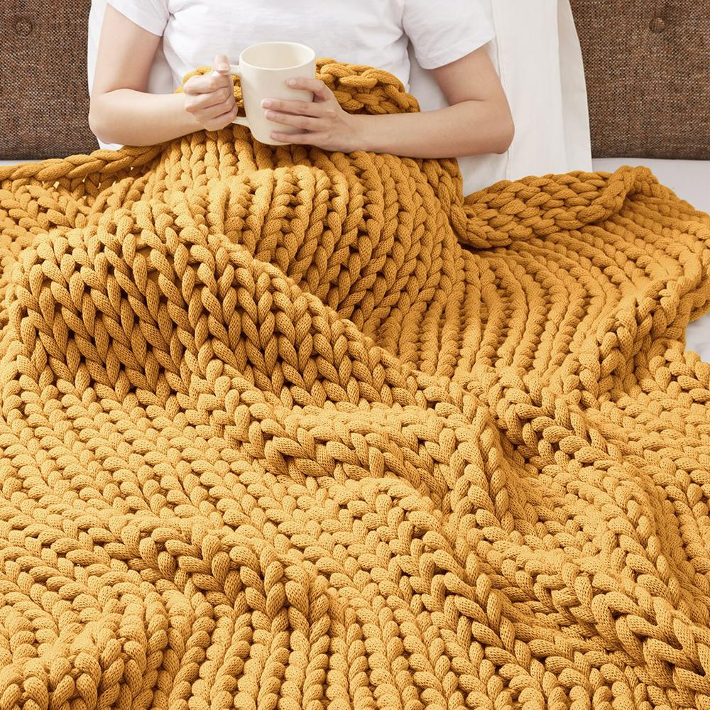 Madison Park Chunky Double Knit Handmade Throw