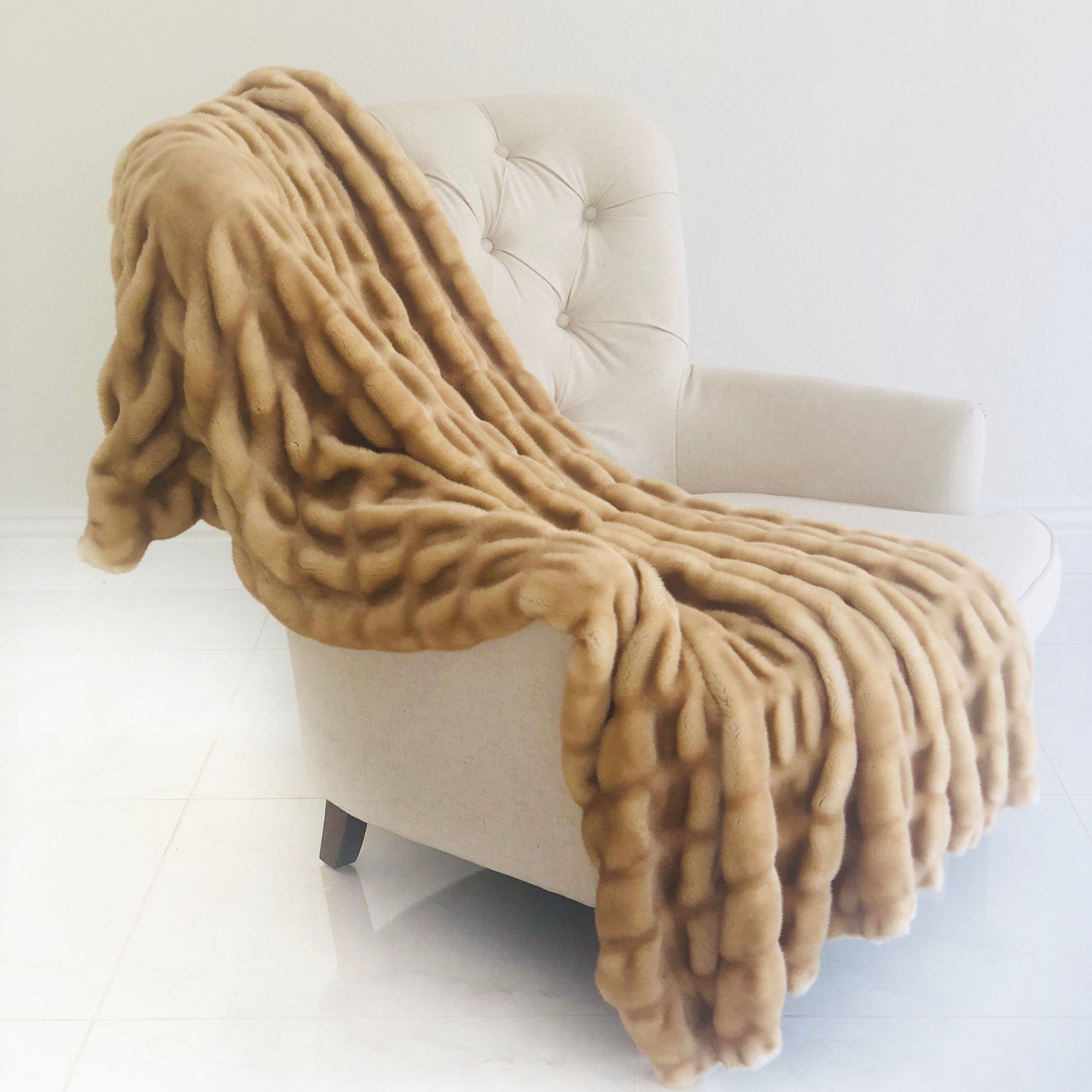 Beige Tissavel Mink Faux Fur Handmade Luxury Throw - Soft and Elegant