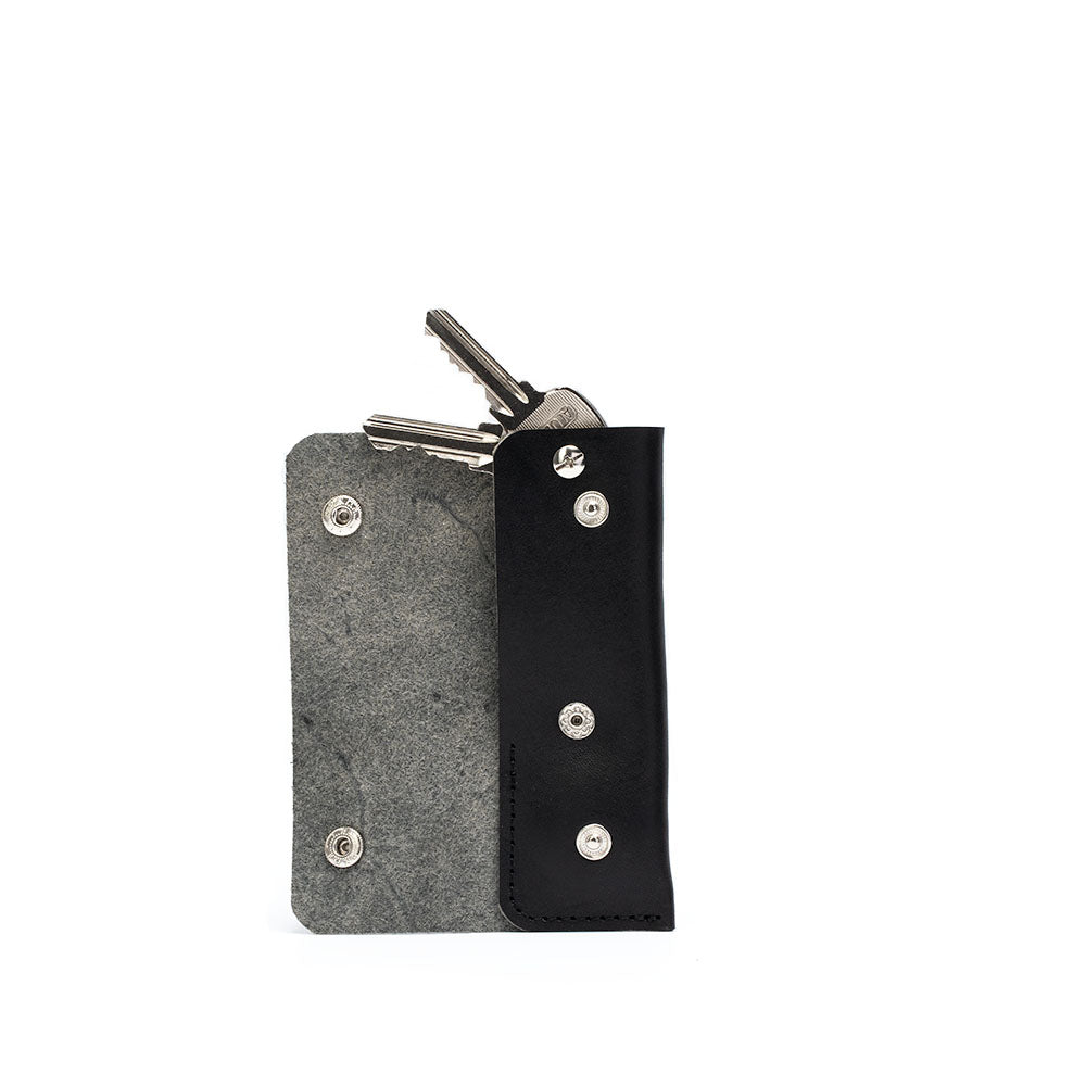 Leather AirTag Key Case 3.0 - Premium Italian Leather Key Holder