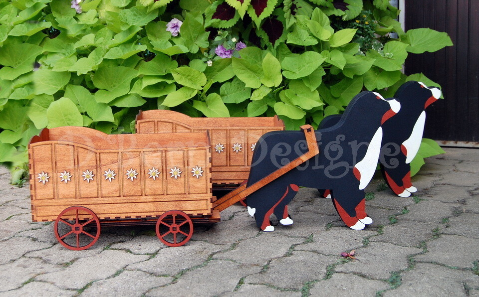 D˙Bern Designe Handmade and Hand Painted or Engraved Wooden Cart and Bernese Mountain Dog