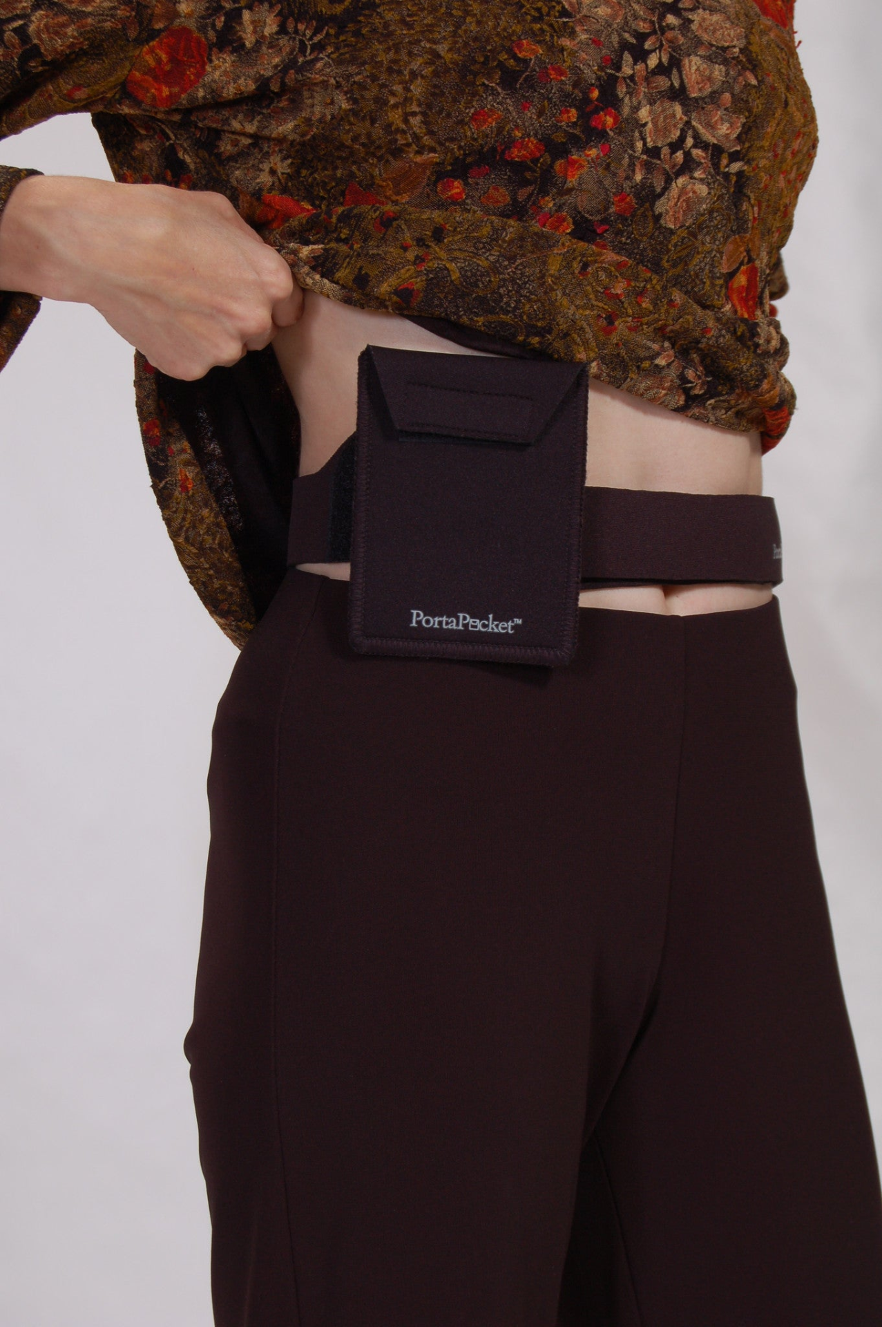 PortaPocket Waist Belt & Pocket Kit - Hands-Free Way to Wear Your Passport or Cell