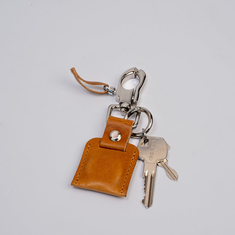 AirTag keychain 3.0 - Premium Leather Keychain for AirTag