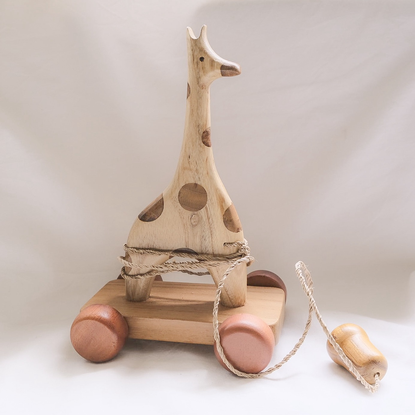 Giraffe Wooden Toys - Handcrafted Artisanal Playtime for Kids